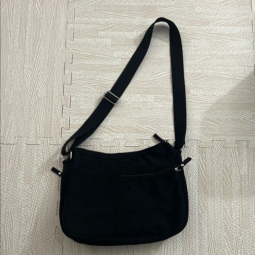 Black Women's Crossbody/Shoulder Bag